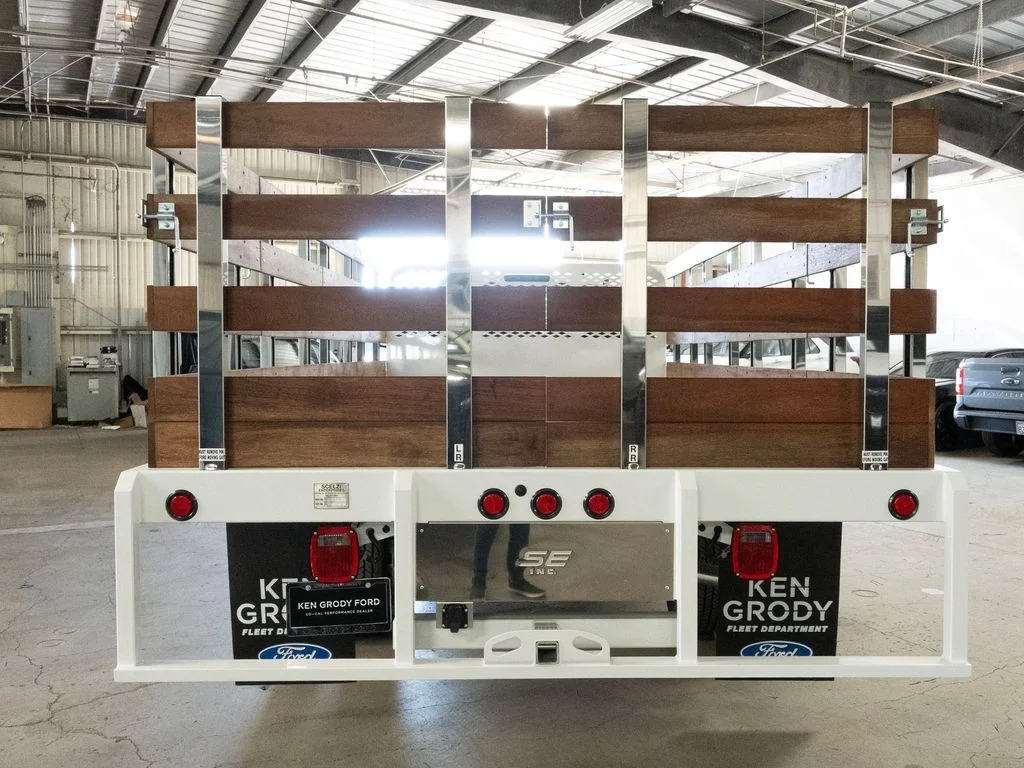 New 2026 Oxford White Ford XL image 7