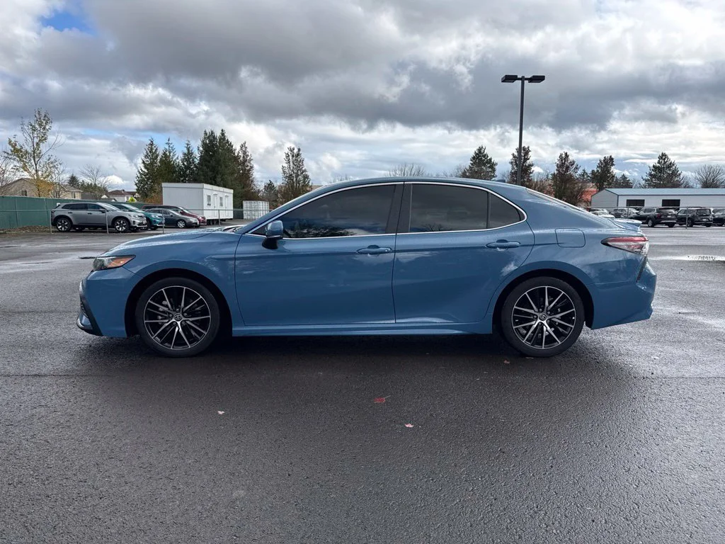 Used 2023 Blue Toyota SE image 4