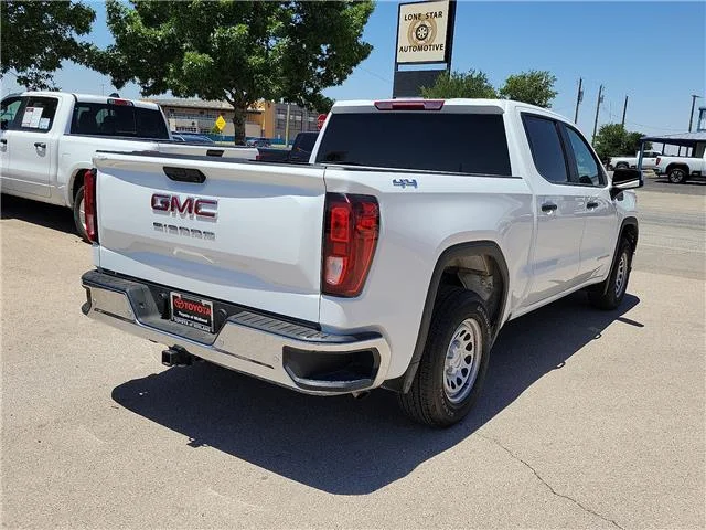 Used 2025 Summit White GMC Pro 4x4 Crew Cab 6.6 ft. box 157 in. WB image 6