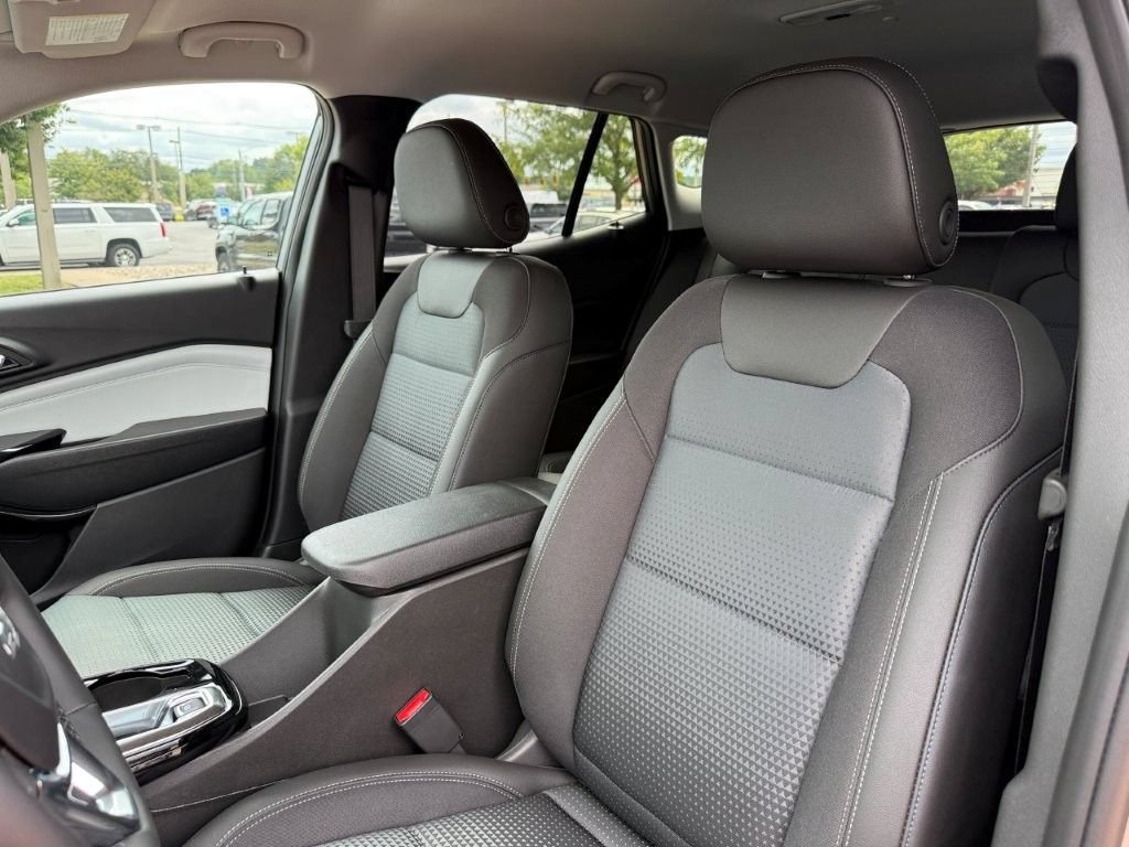 2026 Chevrolet Trax LT - Photo 11