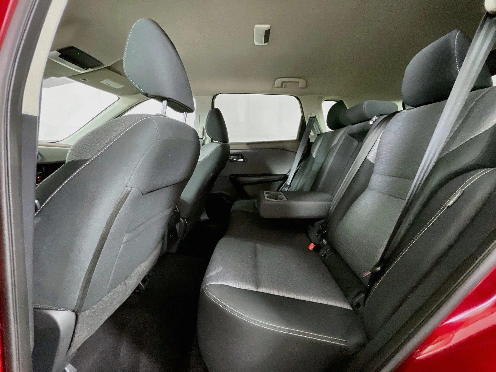Used 2021 Scarlet Ember Tintcoat Nissan SV image 25
