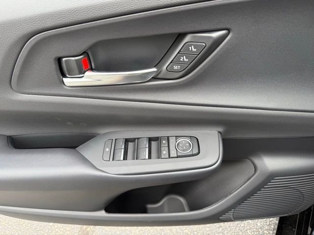 2025 Toyota Prius XSE Premium - Photo 11