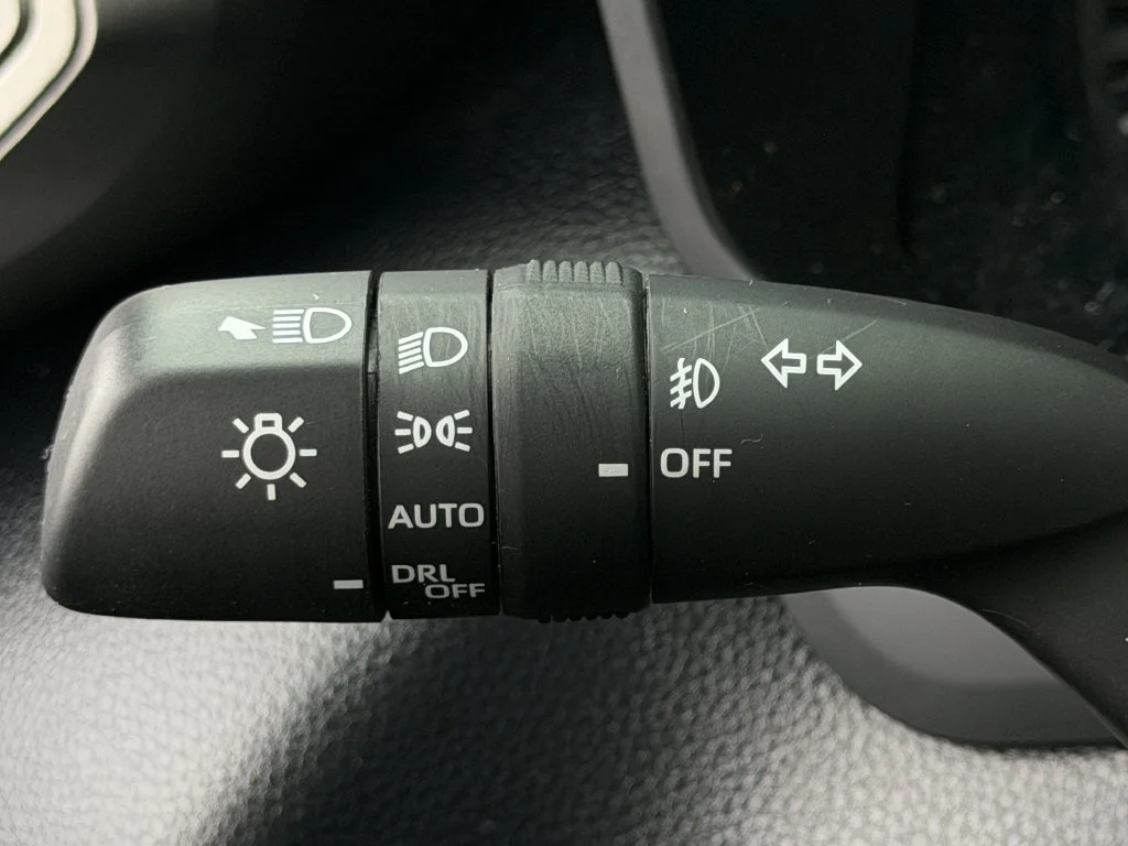 Used 2025 White Toyota SR5 image 22