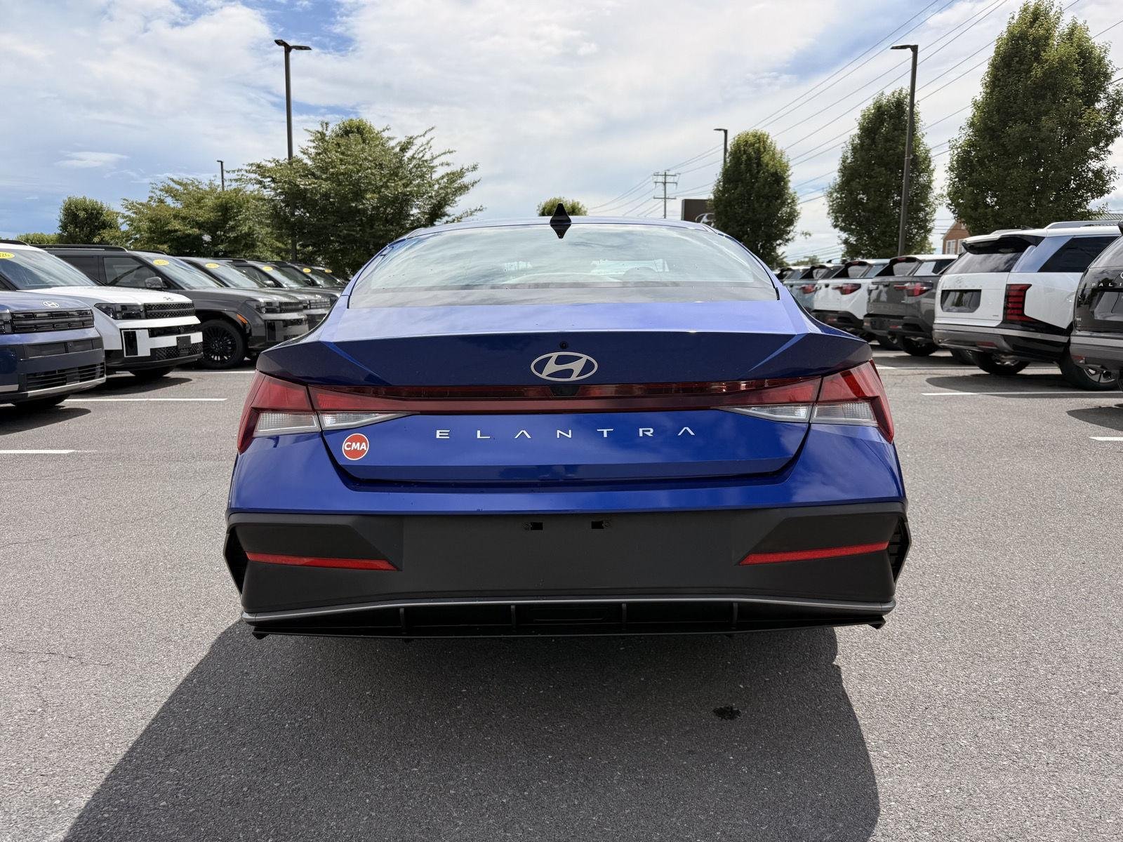 Used 2024 Intense Blue Hyundai SEL image 4