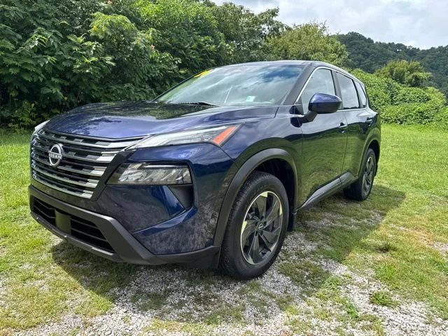 Used 2024 Blue Nissan SV image 4