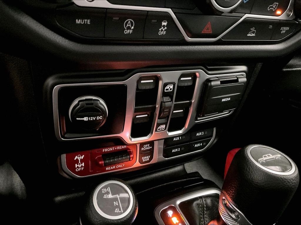 Used 2026 White Jeep Rubicon image 26
