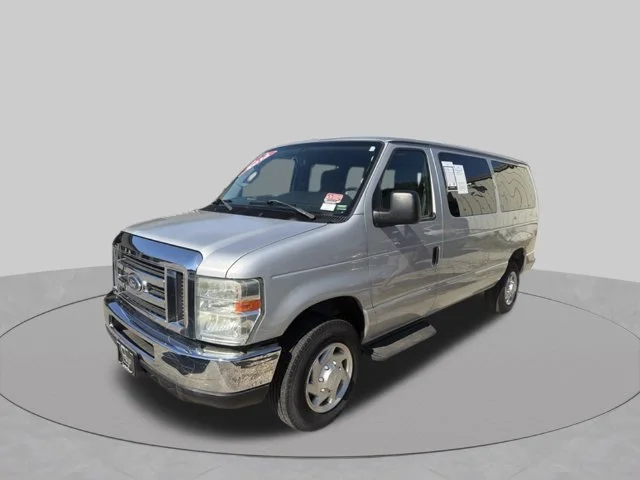 Used 2013 Silver Ford XLT image 9
