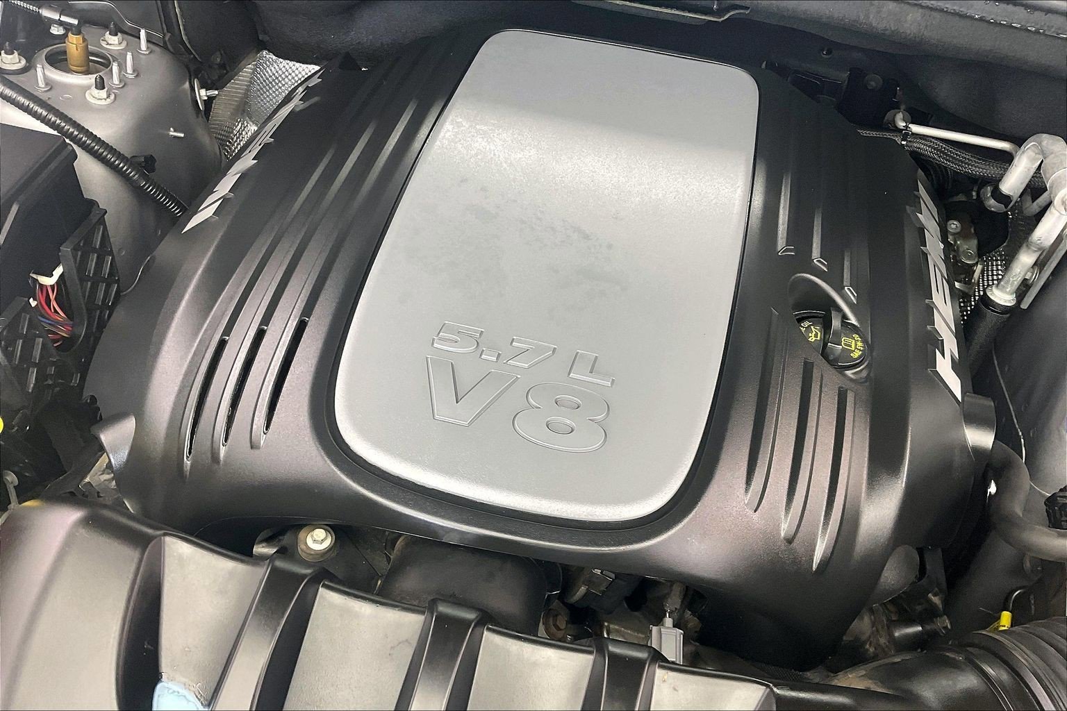 Used 2018 Silver Jeep Trailhawk 4x4 image 32