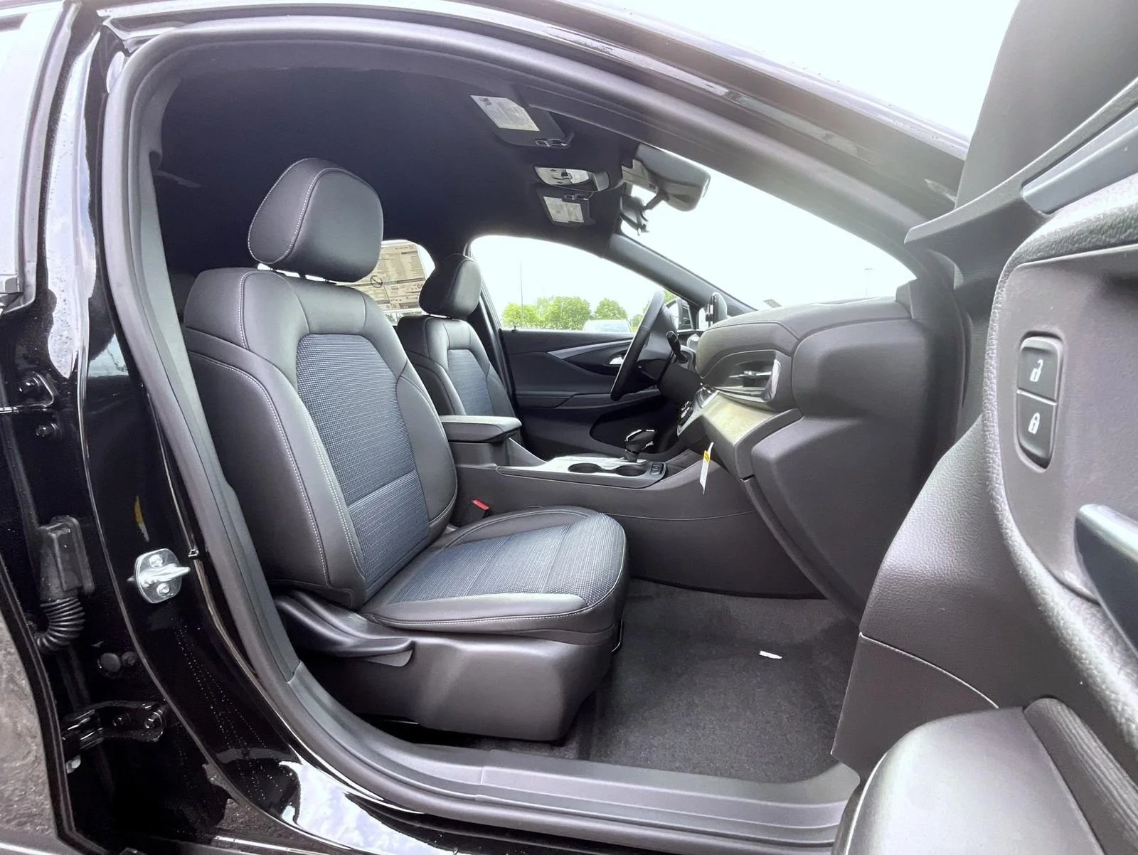 New 2026 Ebony Twilight Metallic Buick Preferred image 15