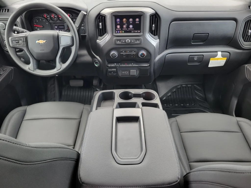 New 2026 Summit White Chevrolet Work Truck image 15