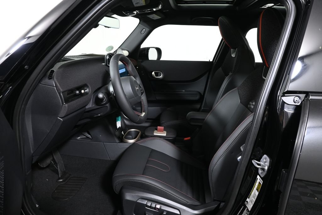 New 2026 Black MINI Iconic image 3