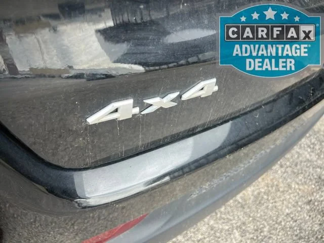 Used 2024 Black Jeep Latitude 4x4 image 4