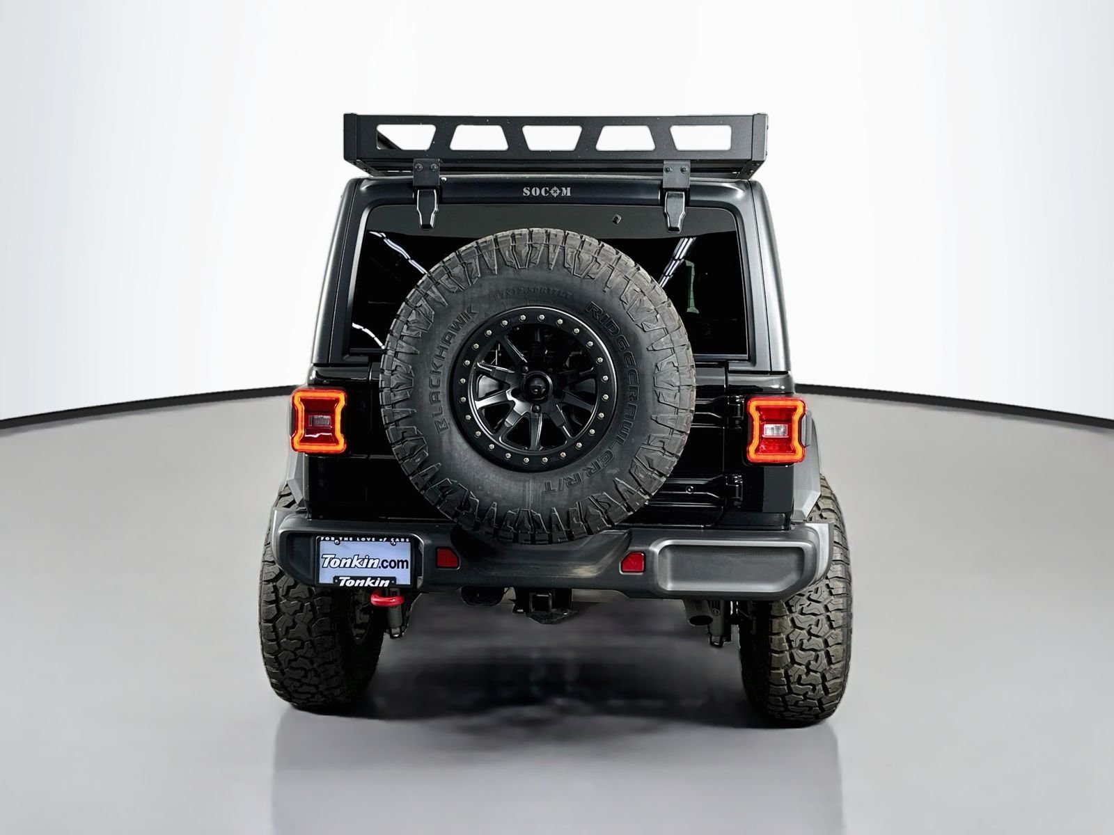 Used 2025 Black Clearcoat Jeep Rubicon image 7