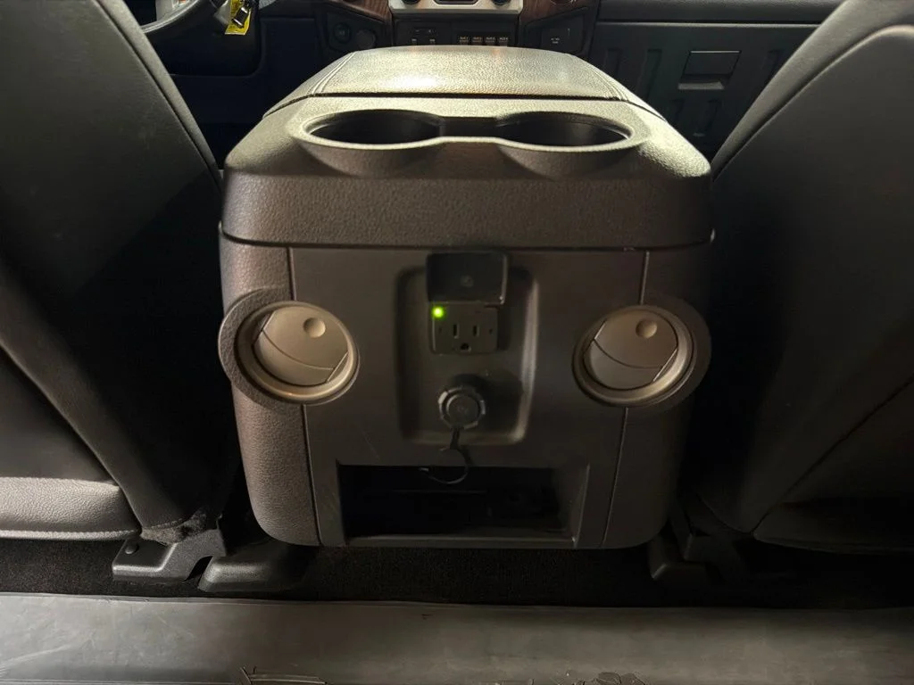 Used 2015 Tuxedo Black Metallic Ford Lariat image 18