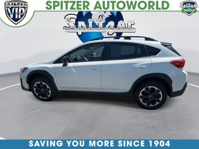 Used 2023 White Subaru Base image 6
