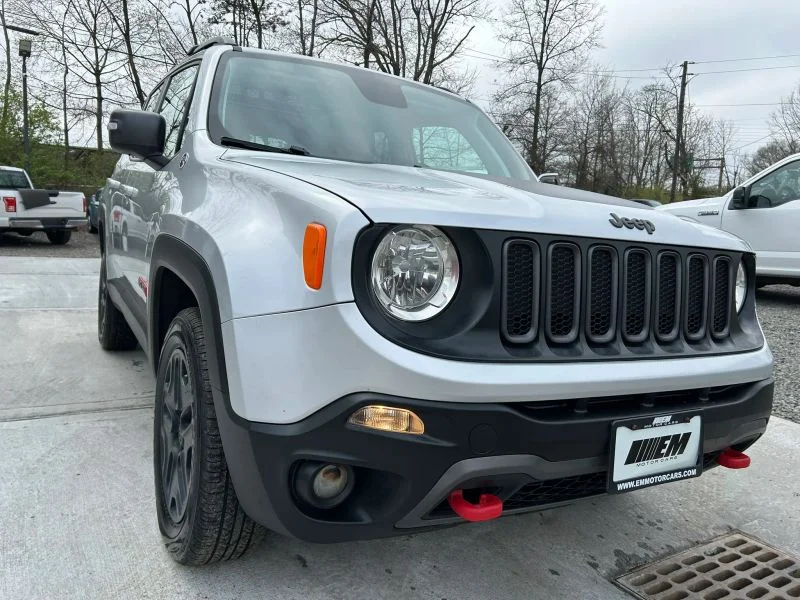 2018 Jeep Renegade Trailhawk - Photo 18