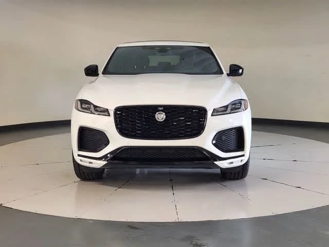 New 2026 Fuji White Jaguar R-Dynamic S image 9