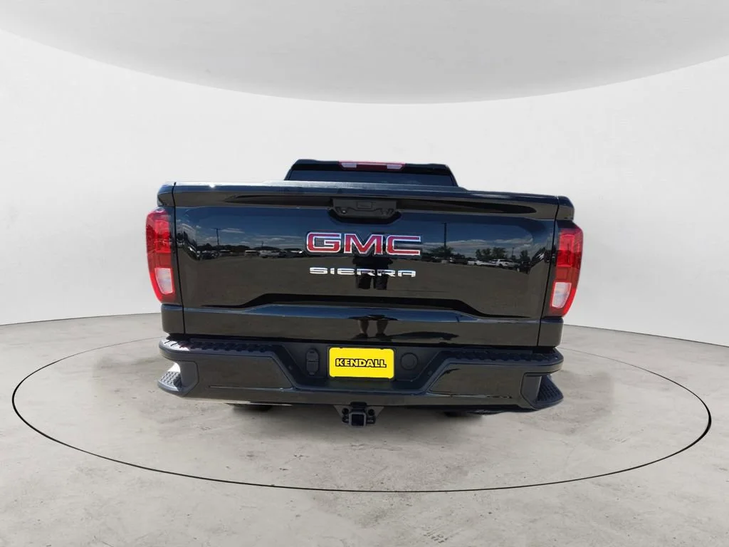 Certified Used 2024 Onyx Black GMC Pro image 4