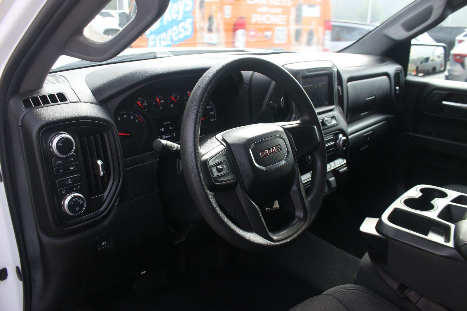 Used 2020 SUMMIT WHITE GMC 4WD Double Cab 147" image 16
