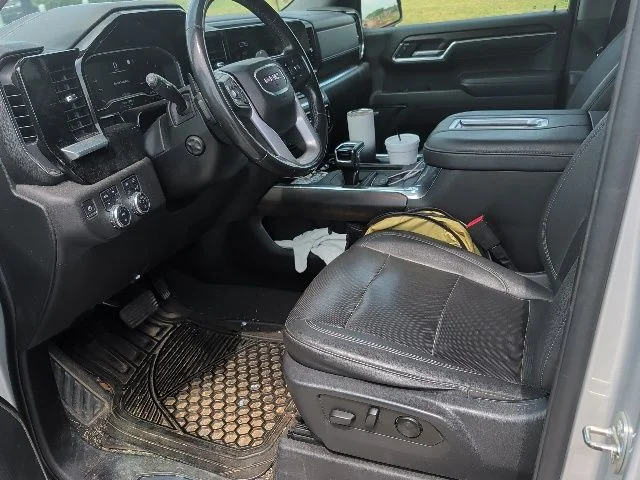 Used 2022 Silver GMC SLT image 17