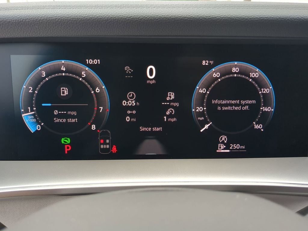 New 2026 Green Volkswagen 2.0T SE R-Line Black image 32