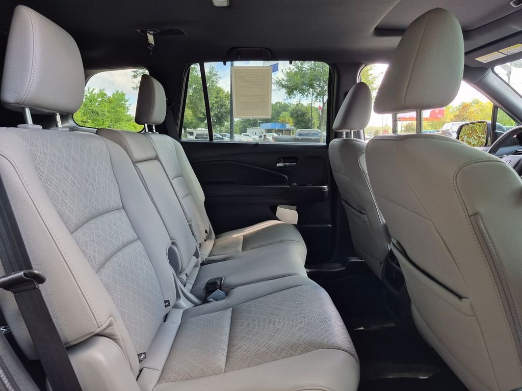 Used 2021 Red Honda EX-L image 30