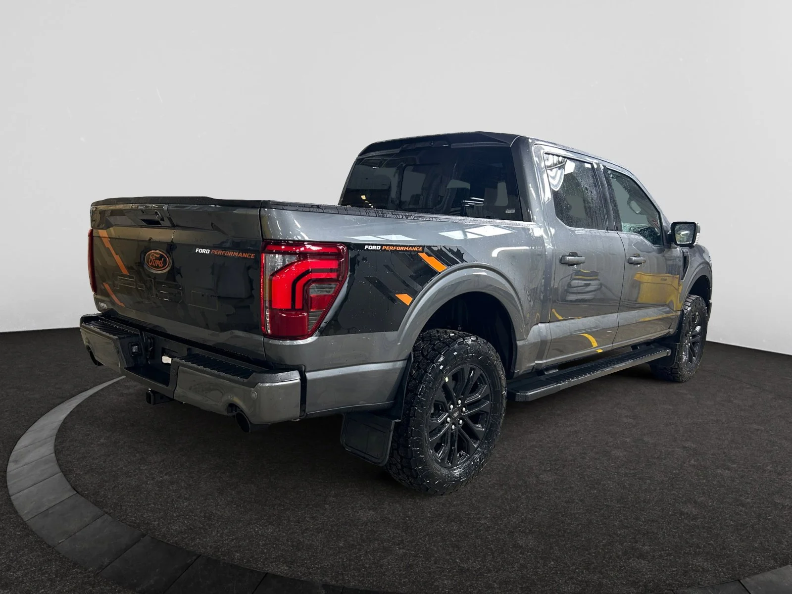 New 2026 Carbonized Grey Metallic Ford Lariat image 5