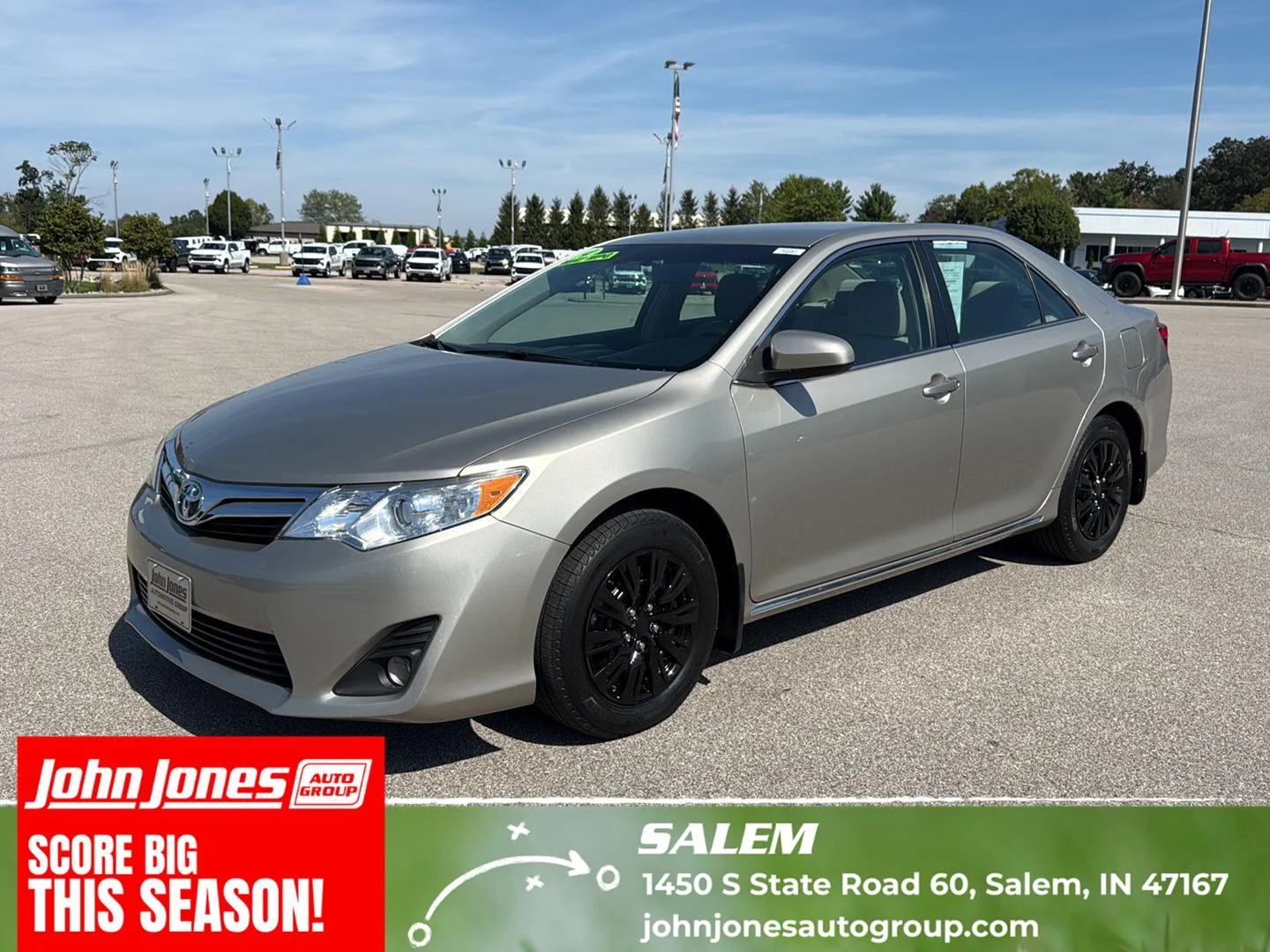 Used 2014 Creme Brulee Mica Toyota LE image 1