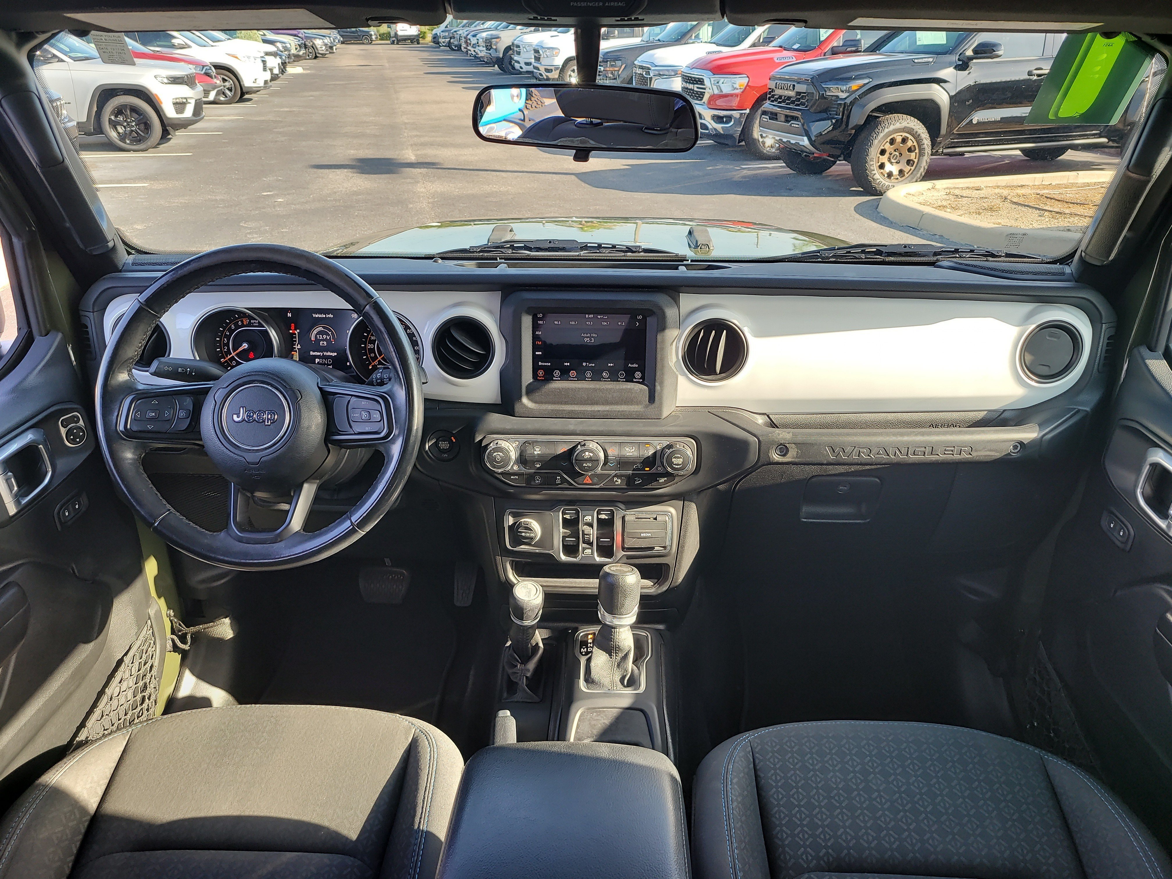 Used 2021 Sarge Green Clearcoat Jeep Unlimited Islander image 14
