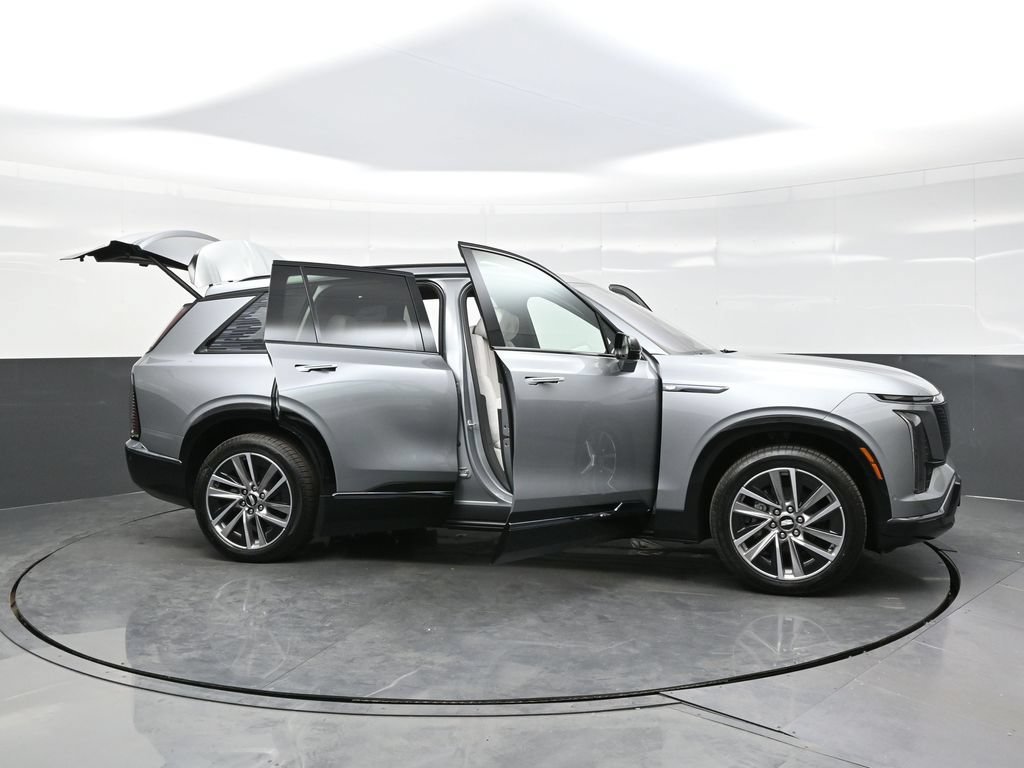 2026 Cadillac VISTIQ Sport - Photo 31