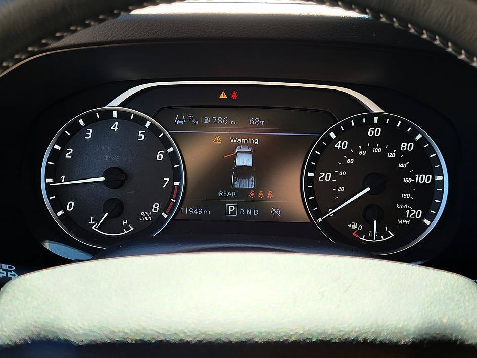 Certified Used 2025 Glacier White Nissan SV image 20