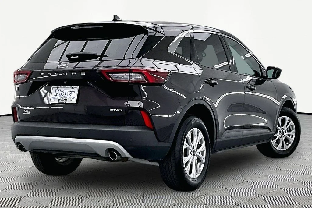 Certified 2023 Ford Escape Active with VIN 1FMCU9GN9PUA47484 for sale in Kansas City