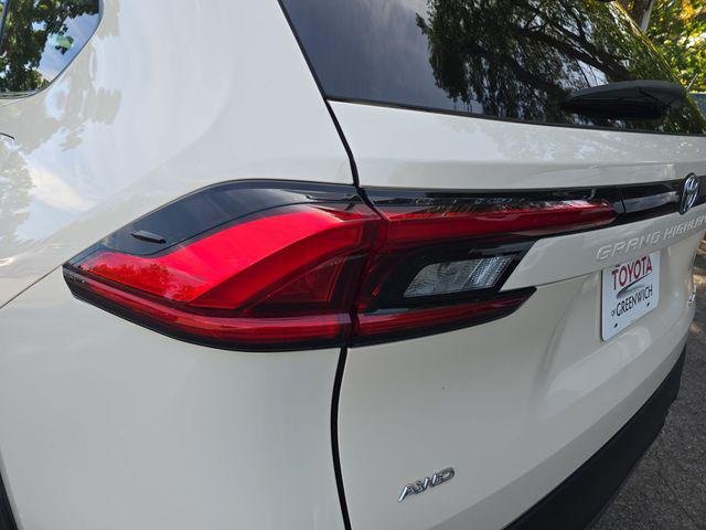 Certified Used 2024 COASTAL CREAM Toyota  image 35