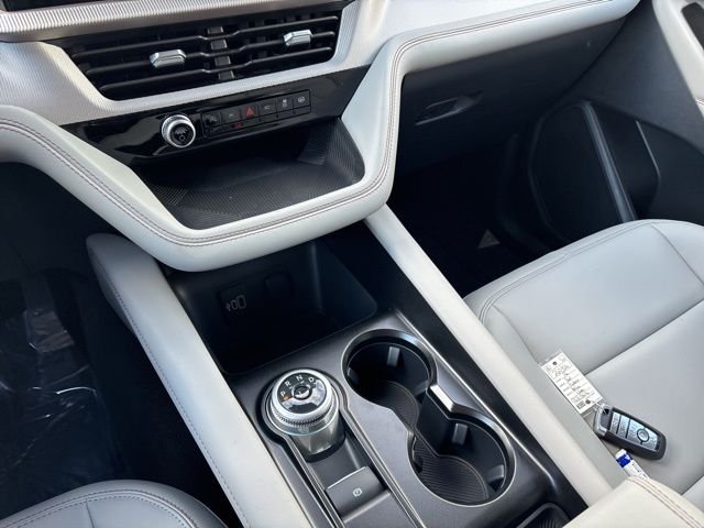 New 2026 Space White Metallic Ford Active image 26