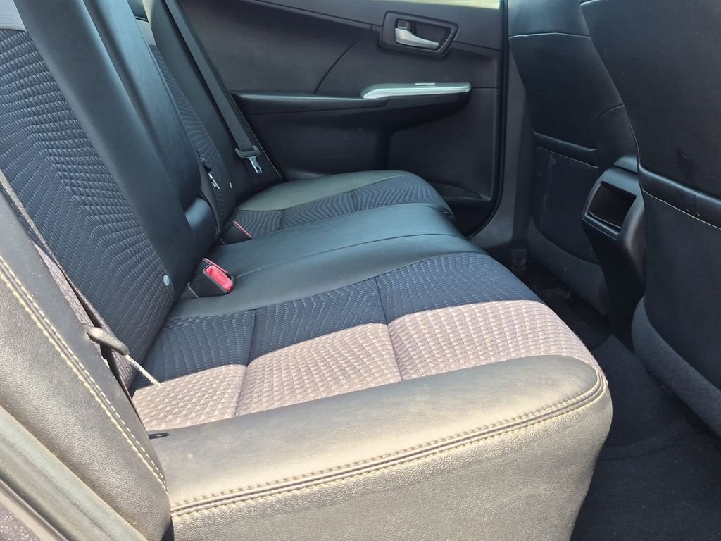 Used 2014 Magnetic Gray Metallic Toyota SE image 7