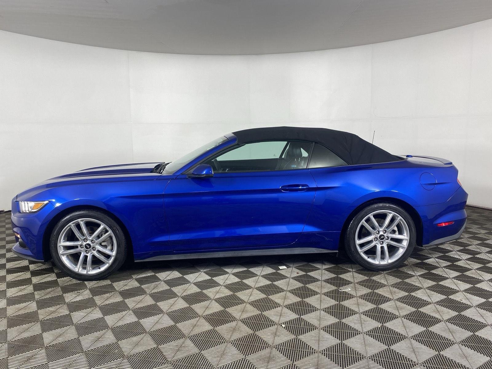 Used 2017 Lightning Blue Ford EcoBoost Premium image 4