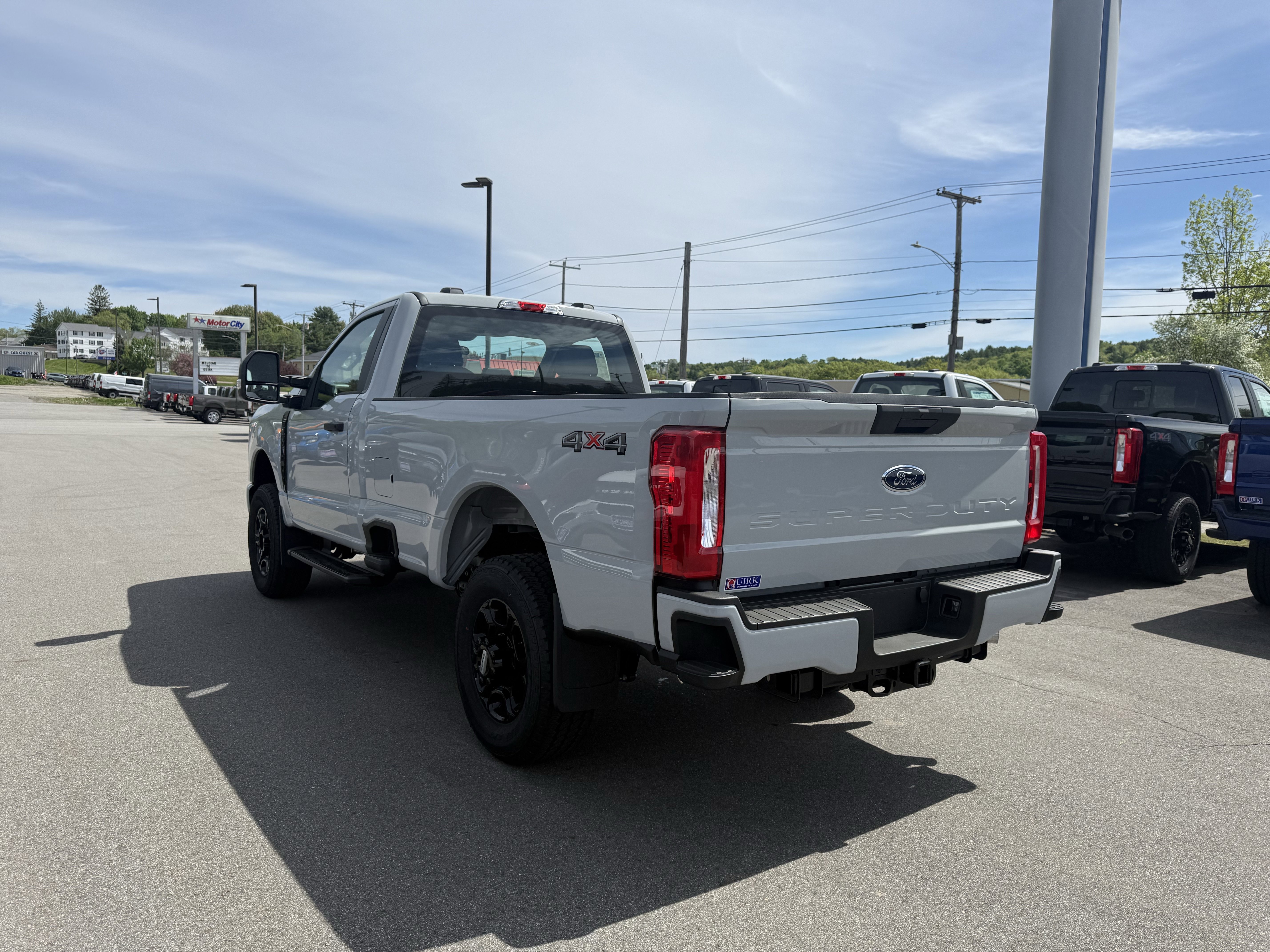 New 2026 Avalanche Ford F-350® XL image 8