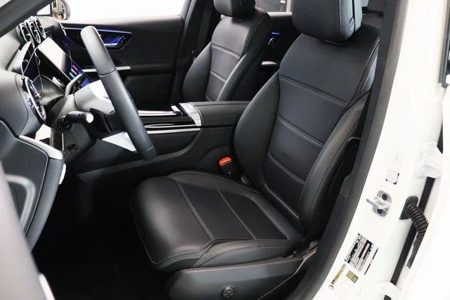 2025 Mercedes-Benz GLC Base - Photo 14
