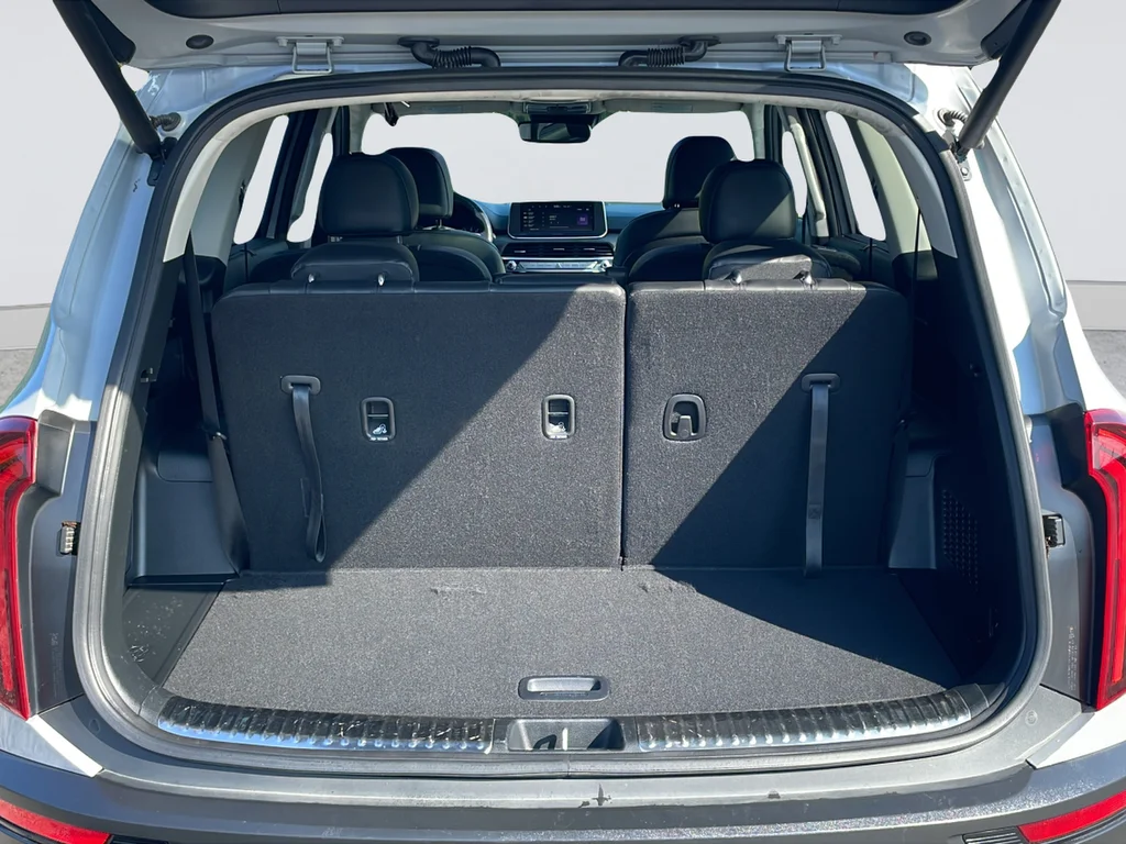 Used 2022 Gray Kia SX image 35