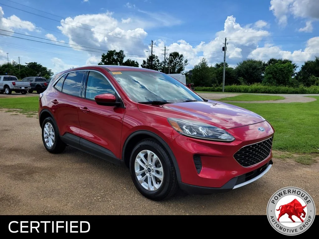 Used 2020 Red Ford SE image 9
