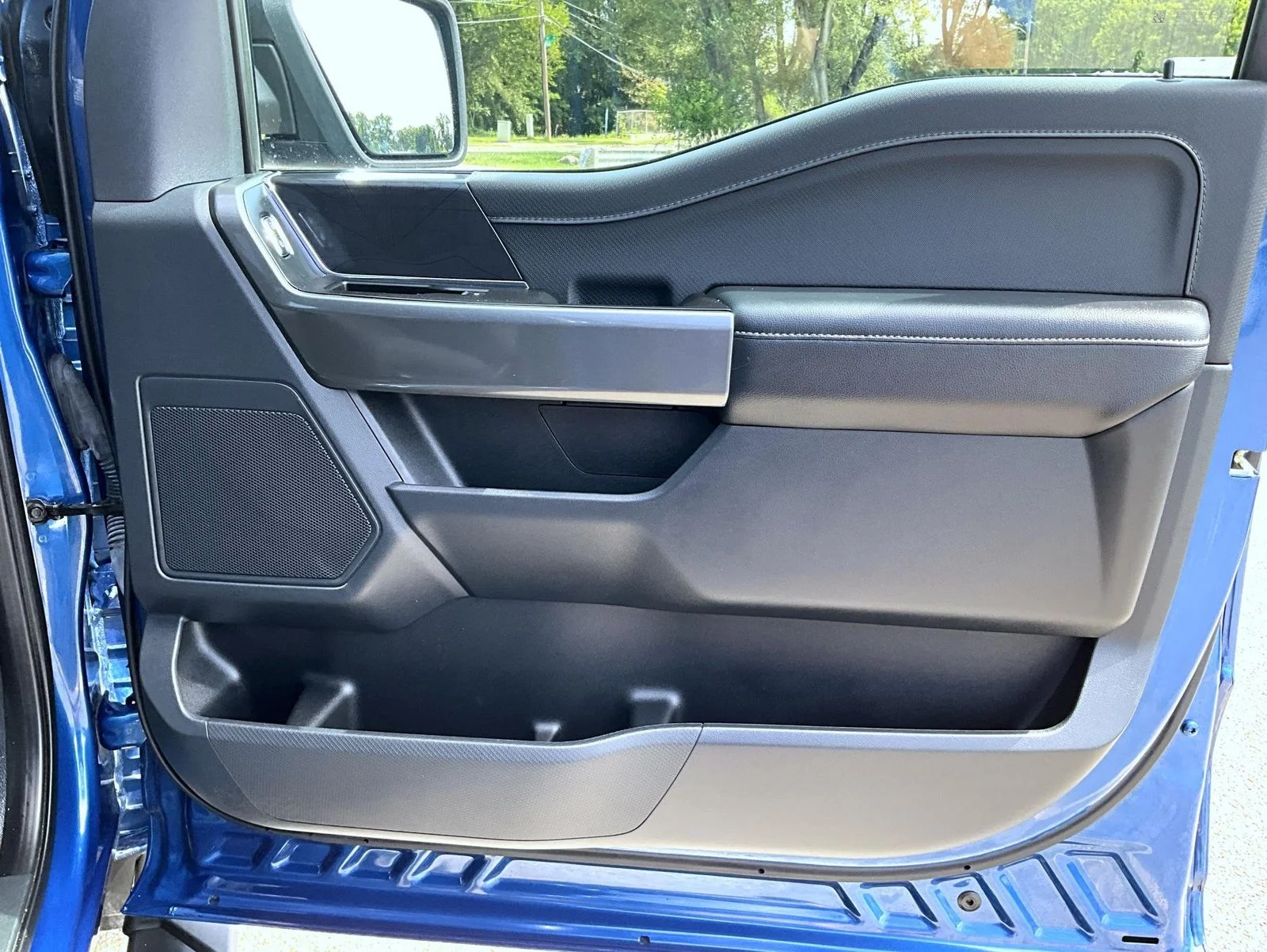 Used 2023 Blue Ford XLT image 20