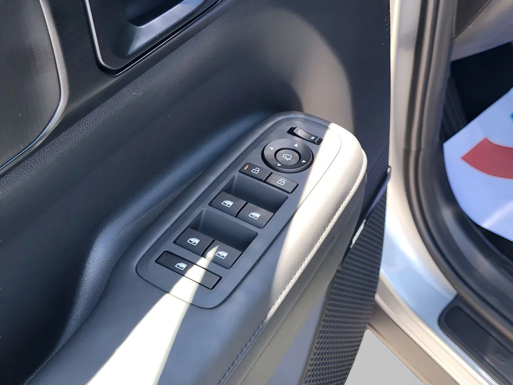 New 2026 Shimmering Silver Hyundai Calligraphy image 19