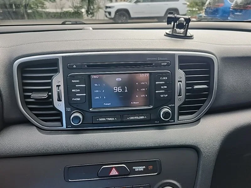 Used 2018 Red Kia LX image 13