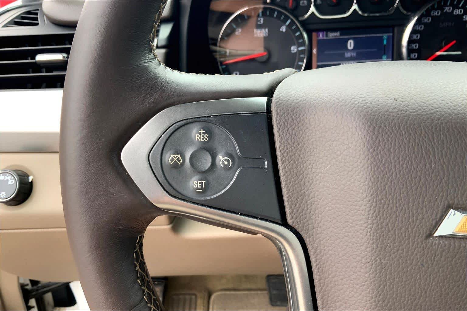 Used 2015 Summit White Chevrolet LS image 23