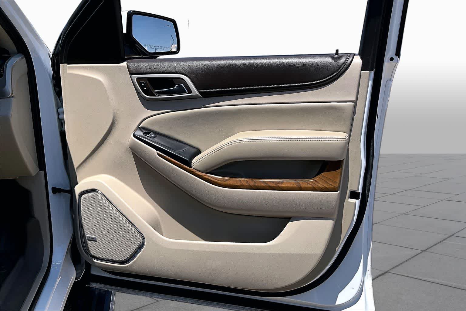 Used 2019 Summit White GMC Denali image 23
