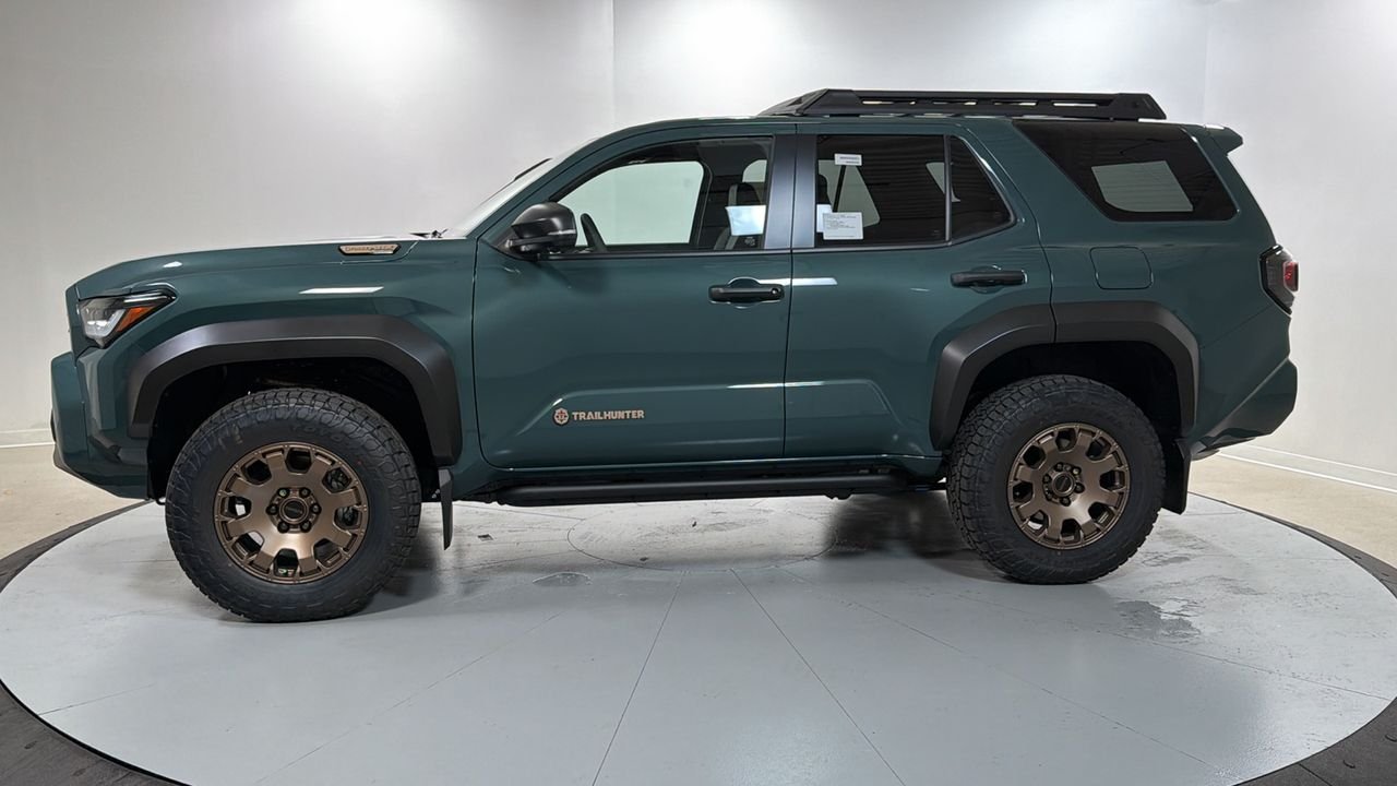 New 2026 Everest Toyota 4Runner Trailhunter image 8