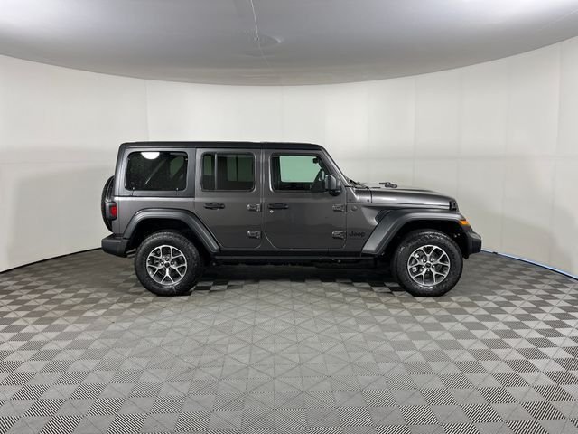 New 2026 Granite Crystal Metallic Clear-Coat Exterior Paint Jeep Sport S image 4