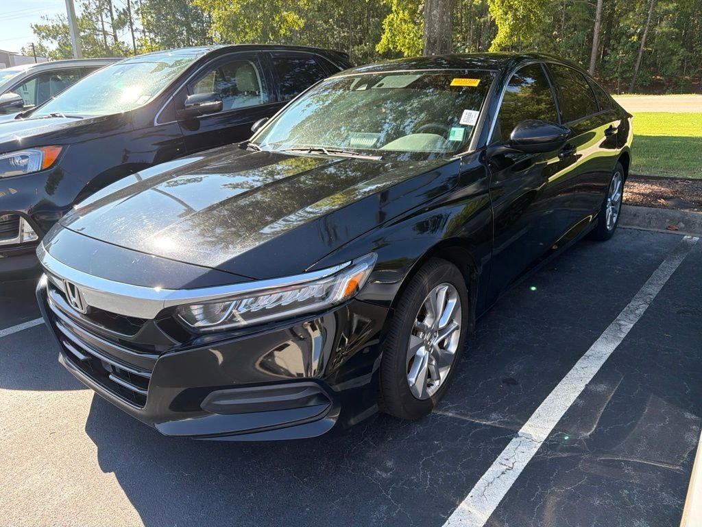 Used 2018  Honda LX image 2