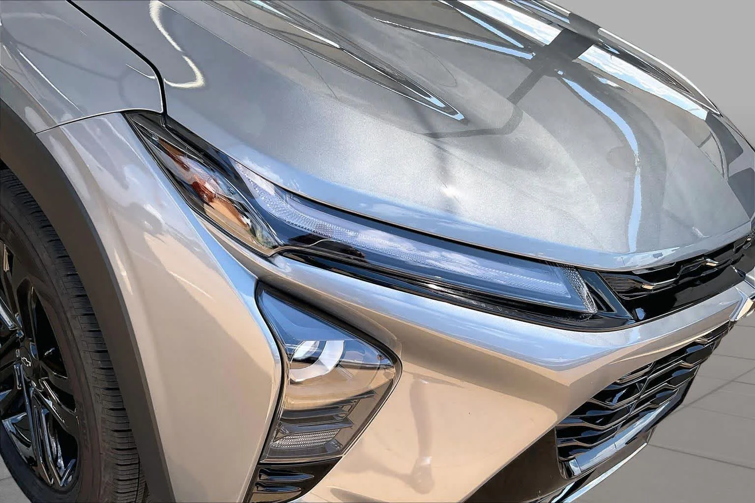 Used 2025 Sterling Gray Metallic Chevrolet ACTIV image 26