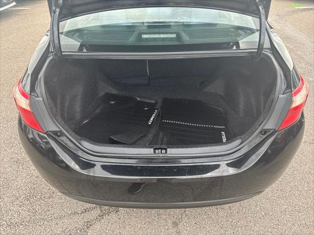 2017 Toyota Corolla LE - Photo 37